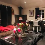 Chalet Hytta For 8 Personer Skiut/inn