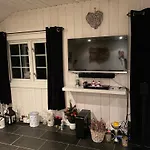 Hytta For 8 Personer Skiut/inn * Trysil