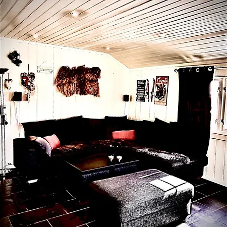 Hytta For 8 Personer Skiut/inn 木屋