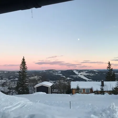 Hytta For 8 Personer Skiut/inn *